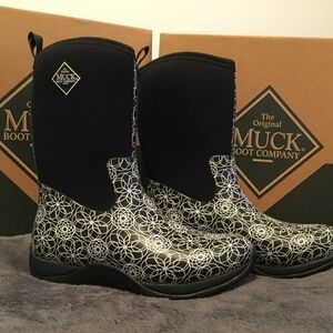 NEW Muck Boot Company All Purpose Winter Boots